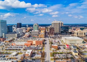 10 Famous Singers from South Carolina