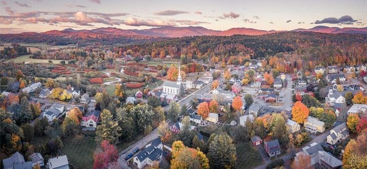 10 Famous Singers from Vermont