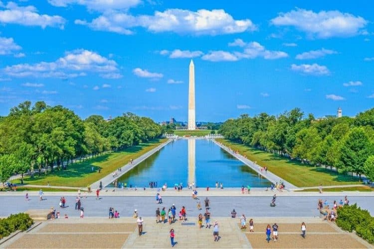 10 Famous Singers from Washington