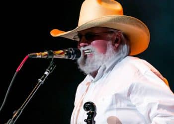 15 Best Country Singers of All Time