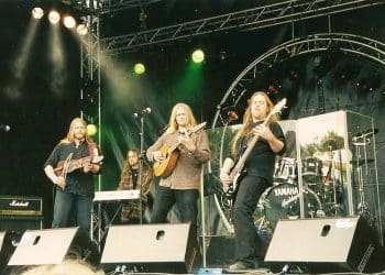 15 Best Folk Bands of All Time