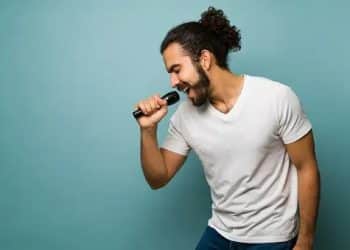 15 Best Male Singers of All Time