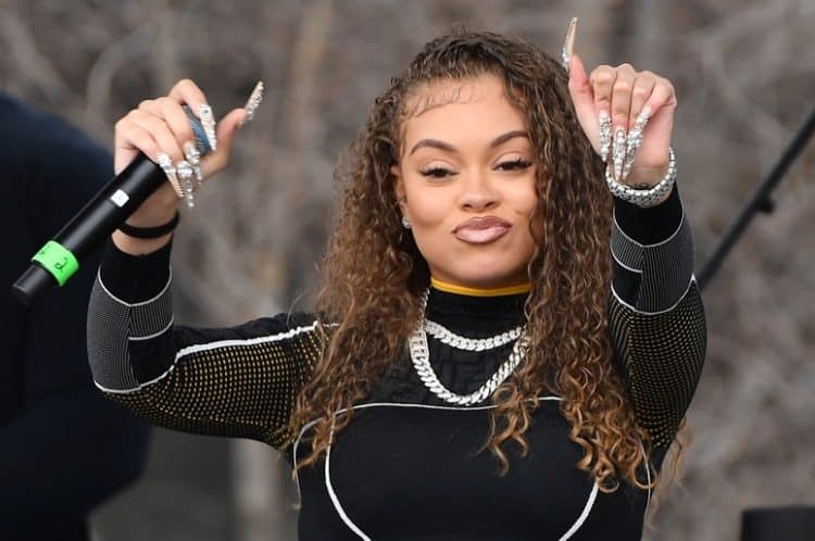 15 Best R&B Singers of All Time