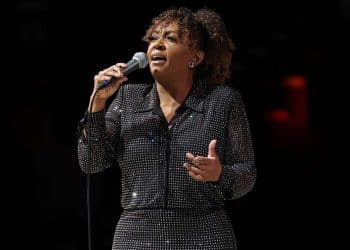 10 Best Anita Baker Songs of All Time