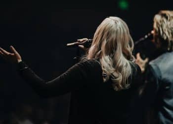 15 Best Christian Gospel Singers of All Time