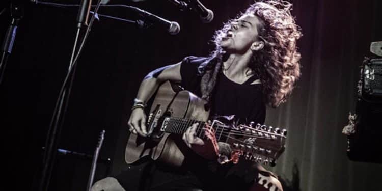 15 Best Guitar Players of All Time