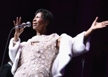 15 Best Female Singers of All Time