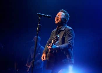 10 Best Chris Tomlin Songs of All Time