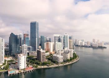 10 Famous Singers from Florida