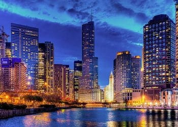 10 Famous Singers from Illinois