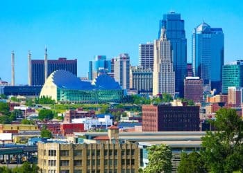 10 Famous Singers from Kansas