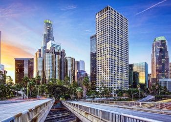 10 Famous Singers from California