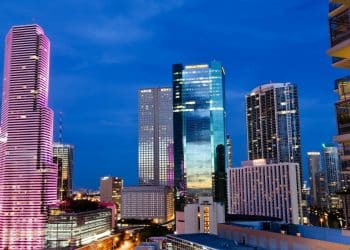 10 Famous Singers from Florida