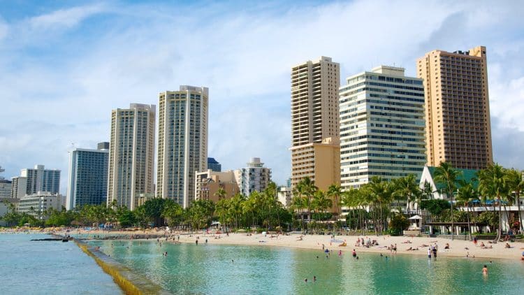 10 Famous Singers from Hawaii