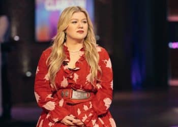 10 Best Kelly Clarkson Songs of All Time