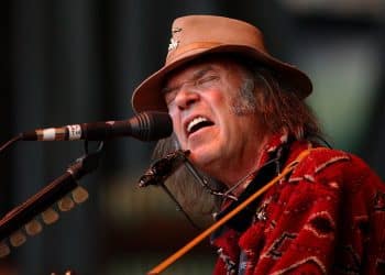 10 Best Neil Young Songs of All Time