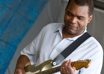 10 Best Robert Cray Band Songs of All Time