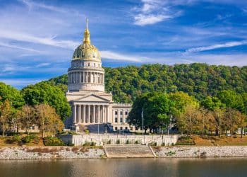 10 Famous Singers from West Virginia
