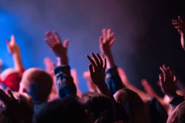 10 Best Worship Songs of All Time