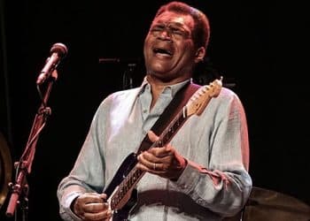 10 Best Robert Cray Band Songs of All Time