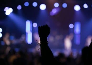 10 Best Worship Songs of All Time