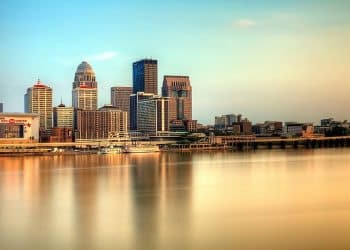 10 Famous Singers from Kentucky