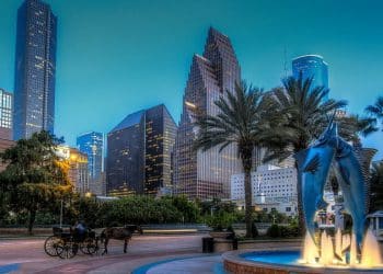 10 Famous Singers from Texas