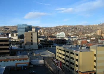 10 Famous Singers from Utah