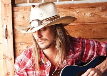 15 Best Country Singers of All Time