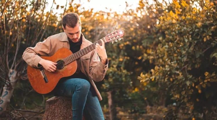15 Best Acoustic Songs of All Time