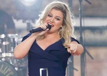 10 Best Kelly Clarkson Songs of All Time