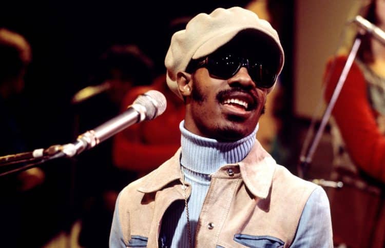 15 Best Motown Songs of All Time - Singersroom.com