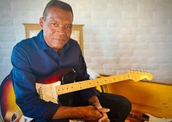 10 Best Robert Cray Band Songs of All Time