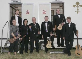 15 Best Ukulele Players of All Time