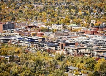 10 Famous Singers from Nevada