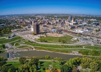 10 Famous Singers from North Dakota