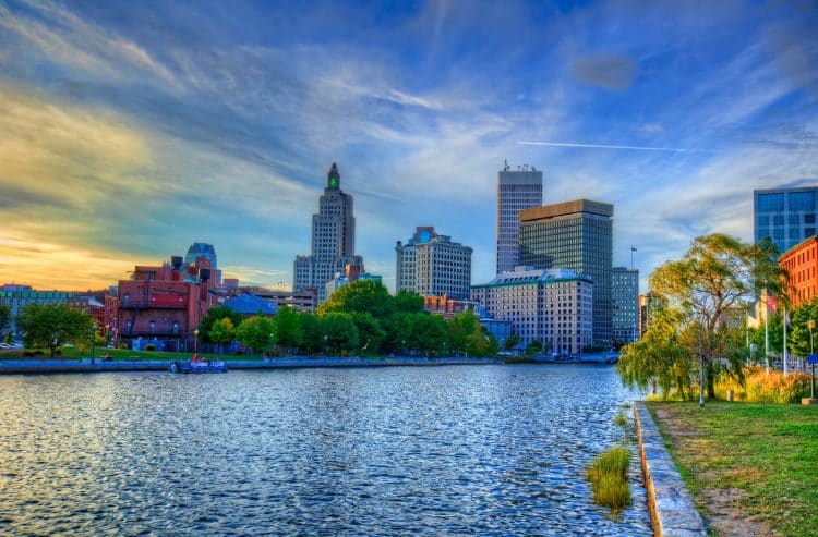 10 Famous Singers from Rhode Island