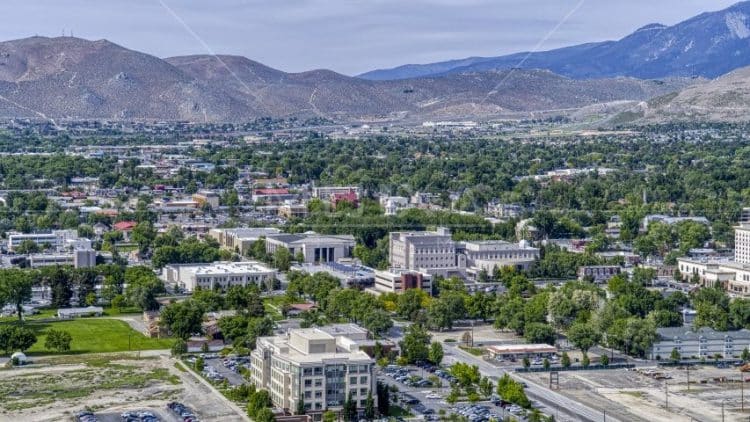 10 Famous Singers from Nevada