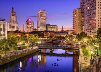 10 Famous Singers from Rhode Island