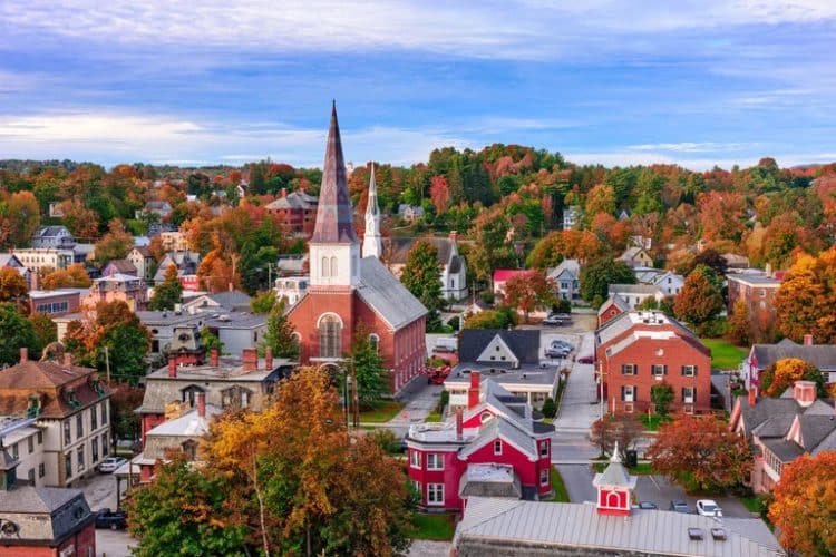 10 Famous Singers from Vermont