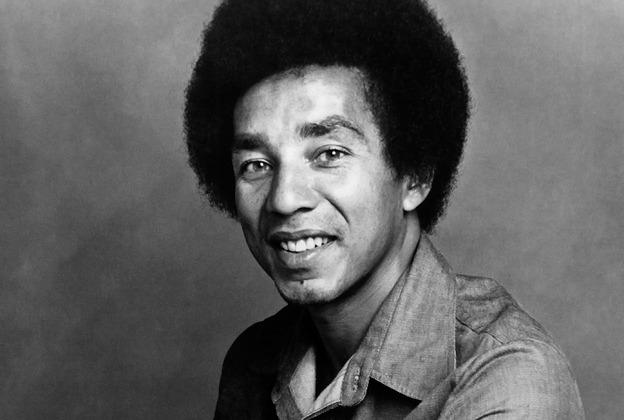 10 Best Smokey Robinson Songs of All Time - Singersroom.com