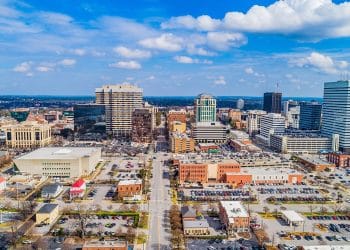 10 Famous Singers from South Carolina