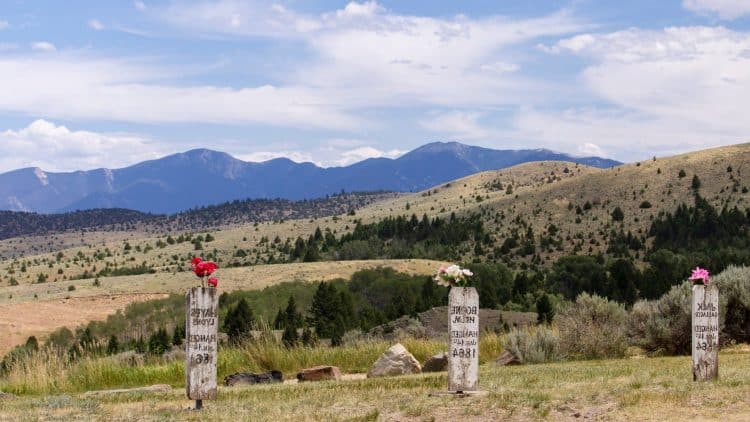 10 Famous Singers from Virginia