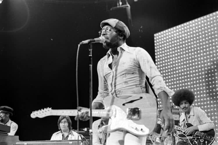 10 Best Curtis Mayfield Songs of All Time