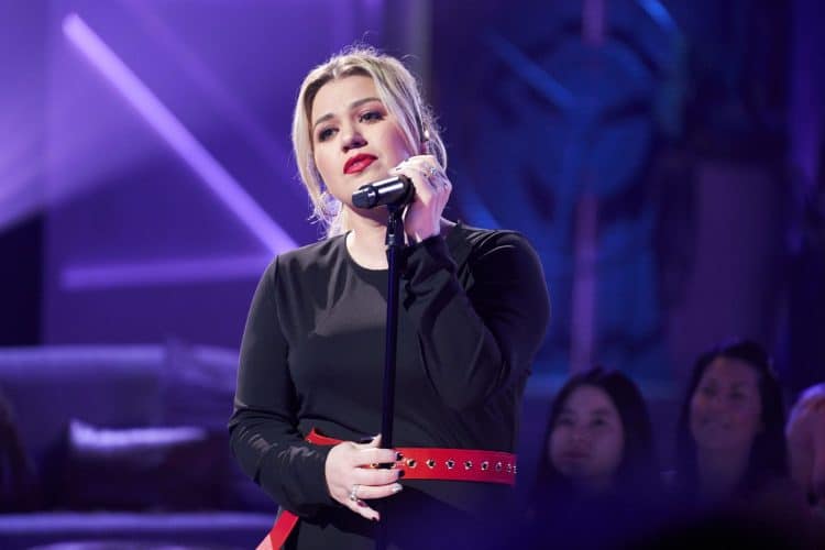 10 Best Kelly Clarkson Songs of All Time