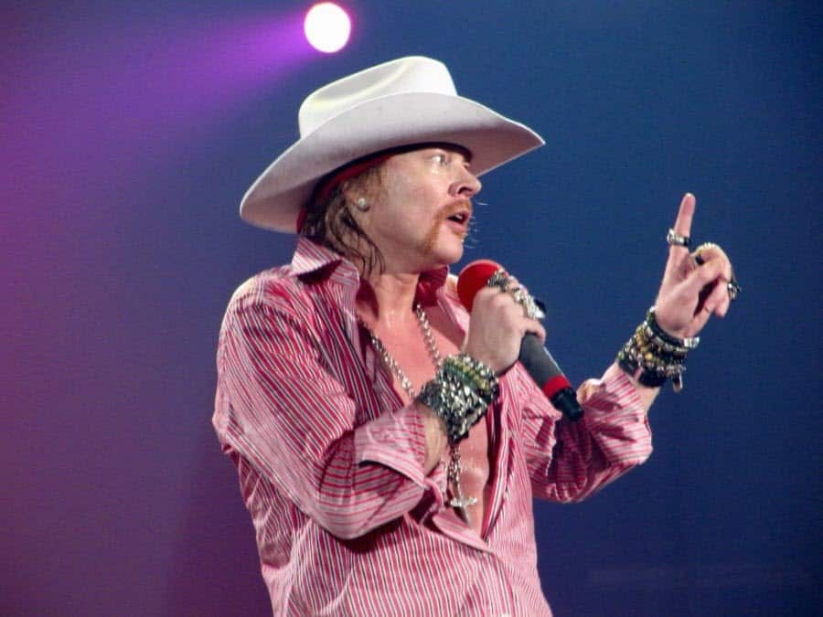 10 Best Axl Rose Songs of All Time - Singersroom.com