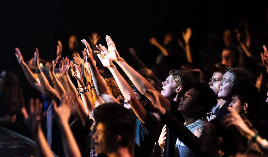 10 Best Worship Songs of All Time