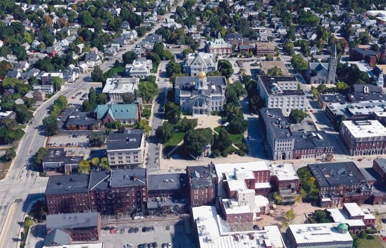 10 Famous Singers from New Hampshire