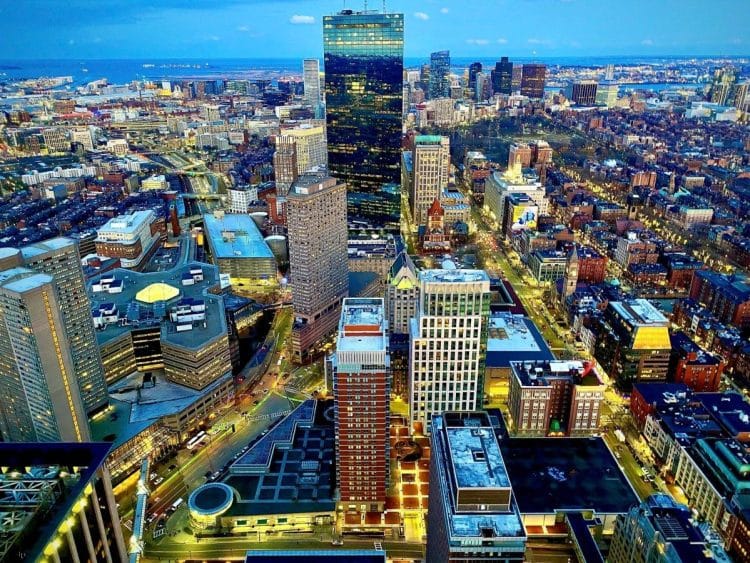 10 Famous Singers from Massachusetts