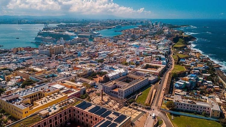 10 Famous Singers from Puerto Rico